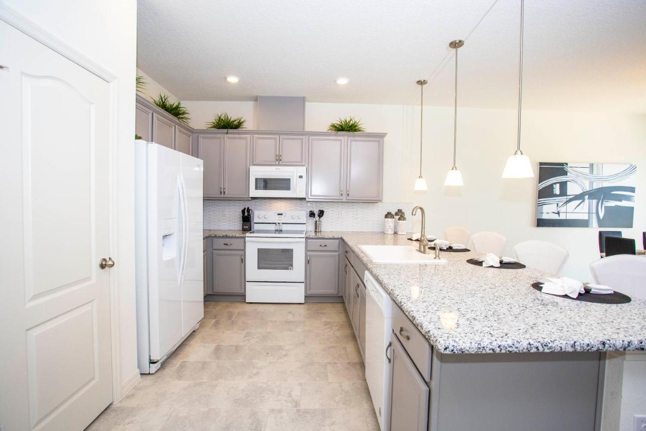 Four Bedroom Close To Disney 5149A キシミー エクステリア 写真