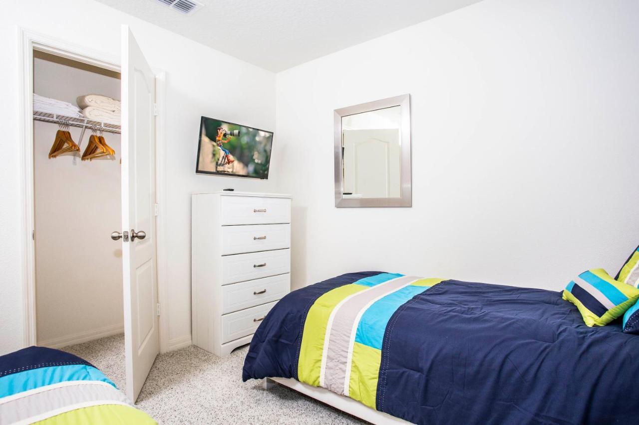 Four Bedroom Close To Disney 5149A キシミー エクステリア 写真
