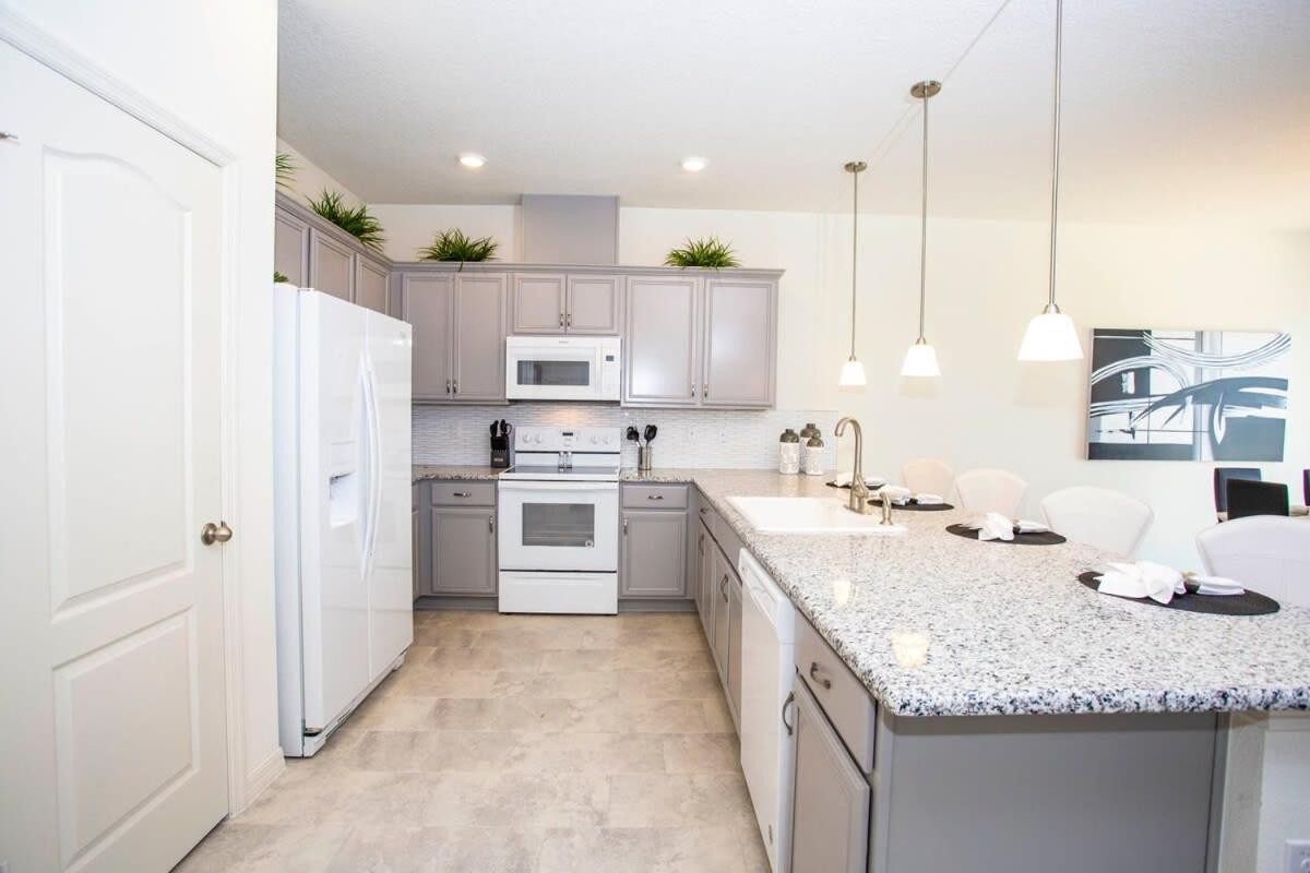 Four Bedroom Close To Disney 5149A キシミー エクステリア 写真